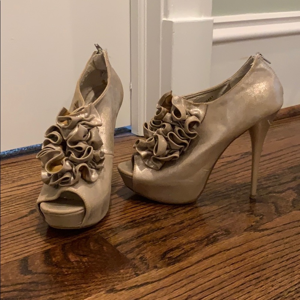 Charolette Russe Heels - gold metallic